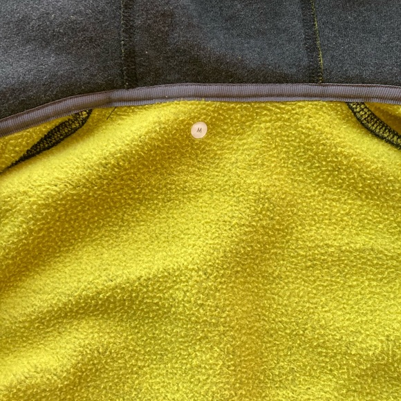 Lulu lemon jacket - Picture 7 of 9